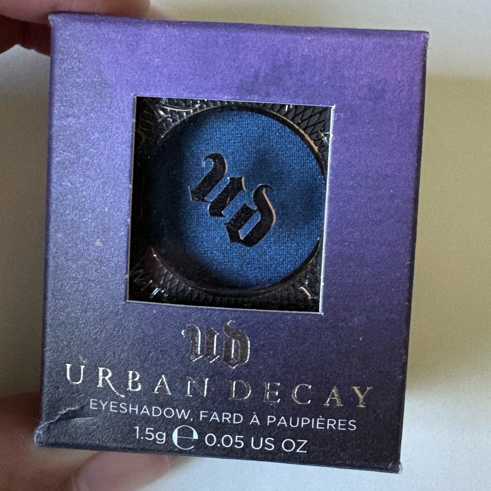 Urban Decay Eyeshadow in “Evidence”